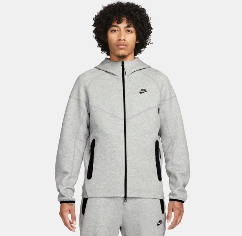 Veste n*k* t*ch gr*s