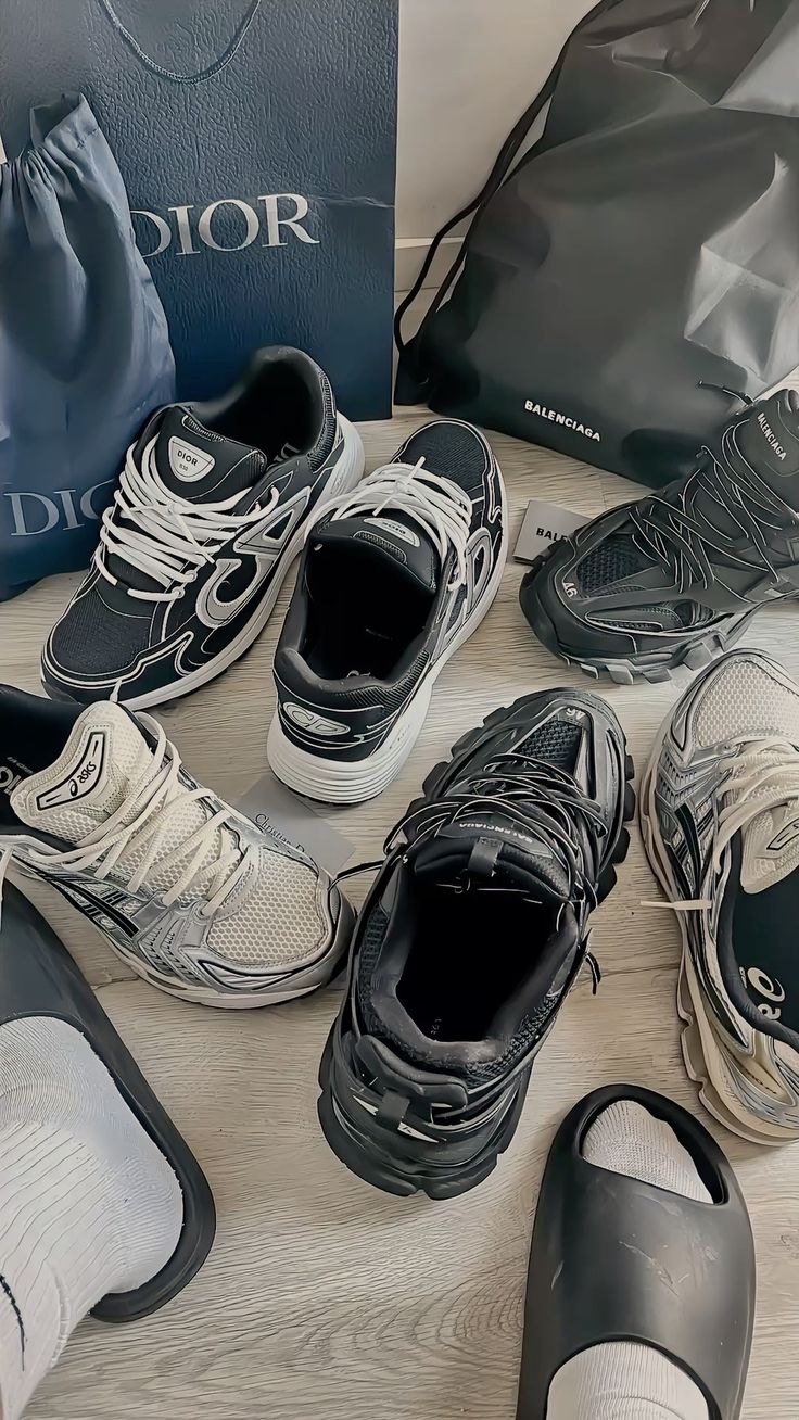 CHAUSSURES
