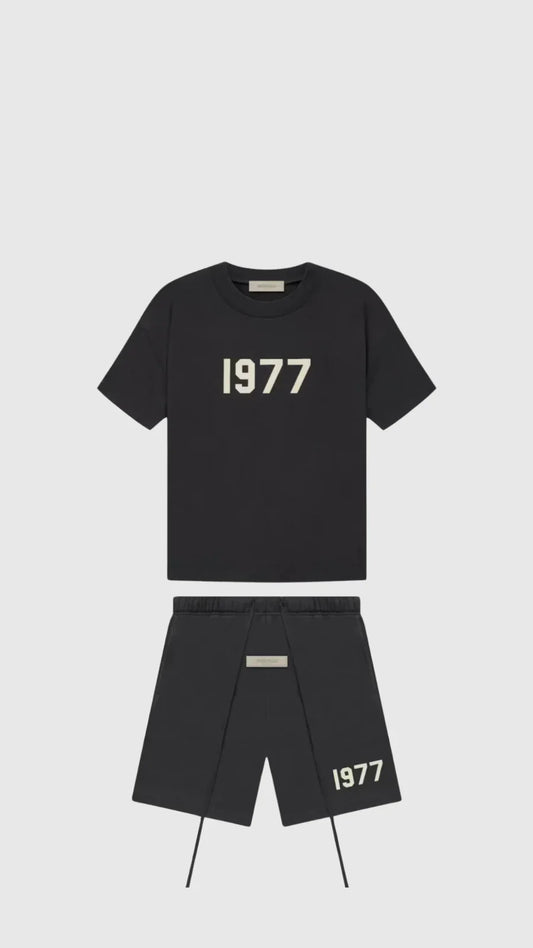 Ensemble ES 1977 noir